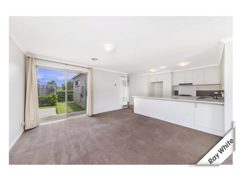 10 Stonehouse Street, Franklin ACT 2913