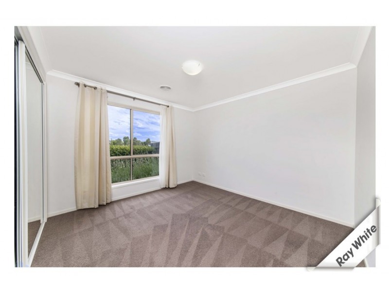 10 Stonehouse Street, Franklin ACT 2913