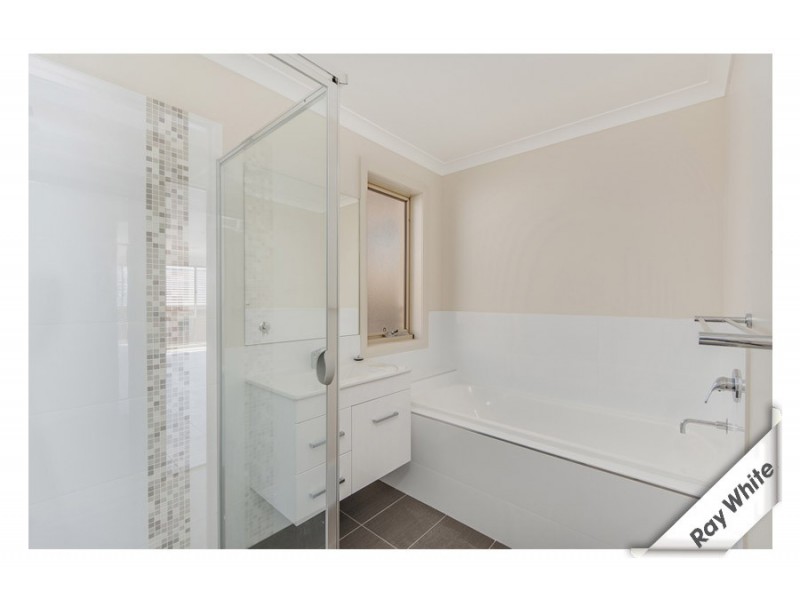 4 Drooka Crescent, Crace ACT 2911