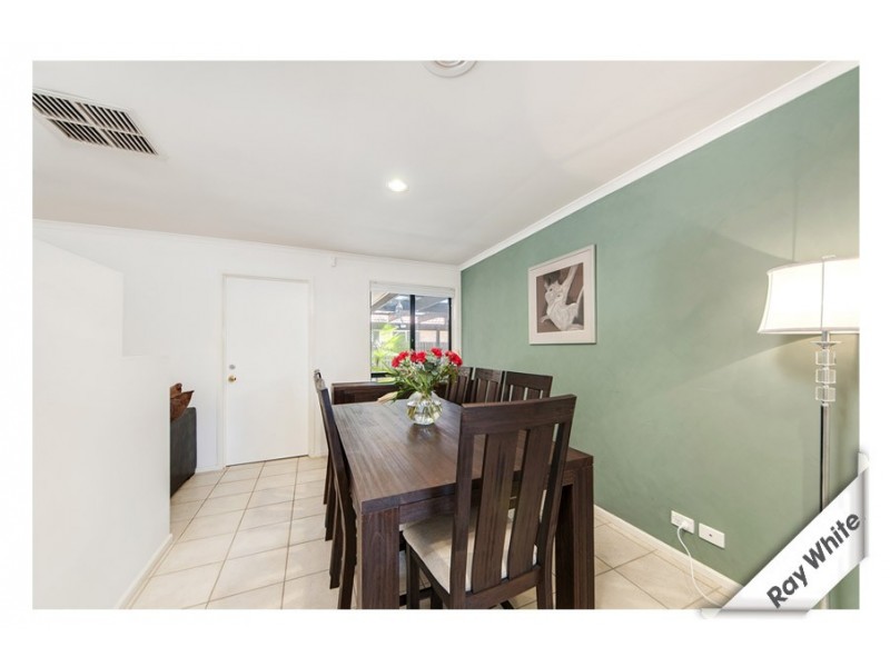 4 Edgley Place, Dunlop ACT 2615