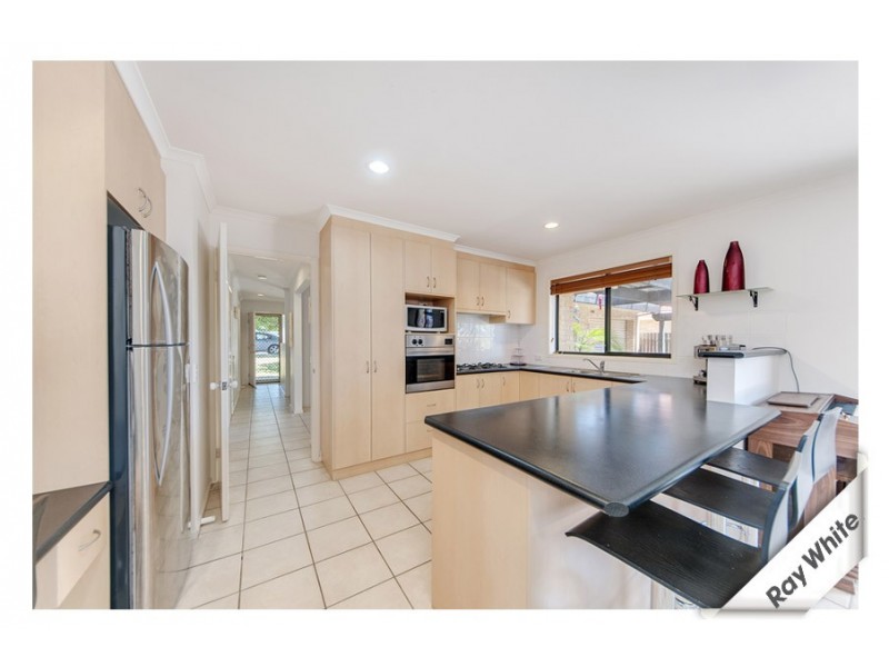 4 Edgley Place, Dunlop ACT 2615