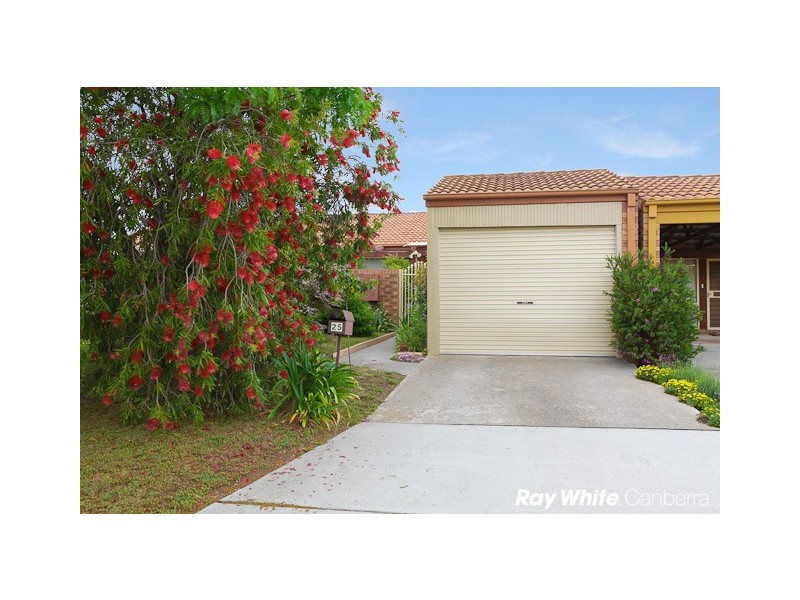 25 Roughley Place, Florey ACT 2615