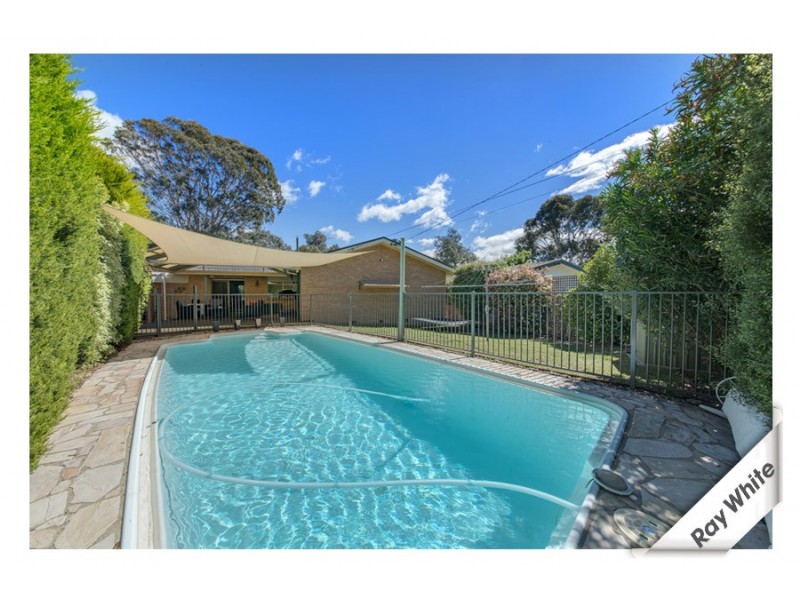 31 Armstrong Crescent, Holt ACT 2615
