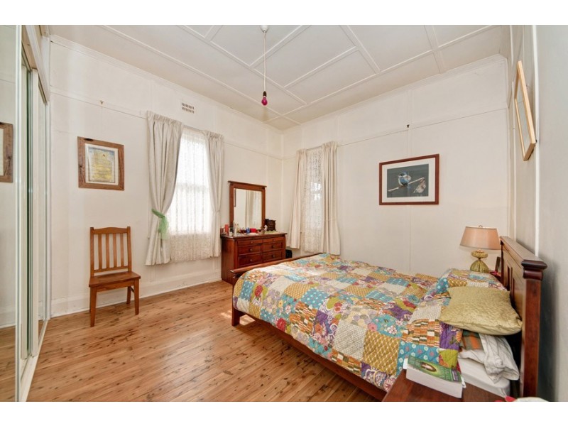 23 Mont Street, Yass NSW 2582