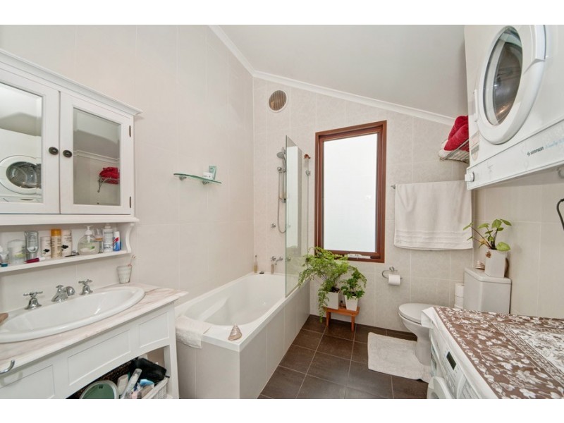 23 Mont Street, Yass NSW 2582