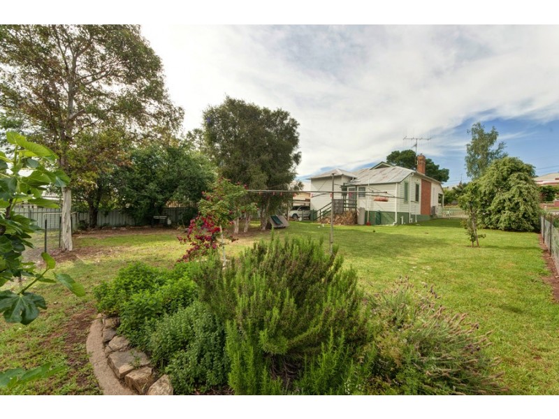 23 Mont Street, Yass NSW 2582