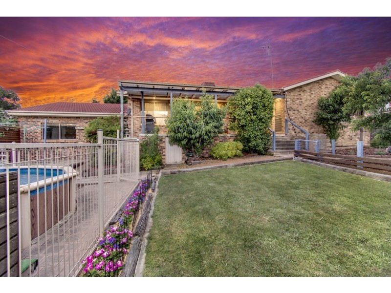 5 Nanson Place, Florey ACT 2615