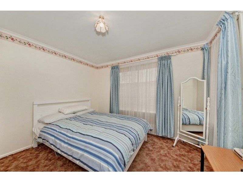 56 Hensman Street, Latham ACT 2615