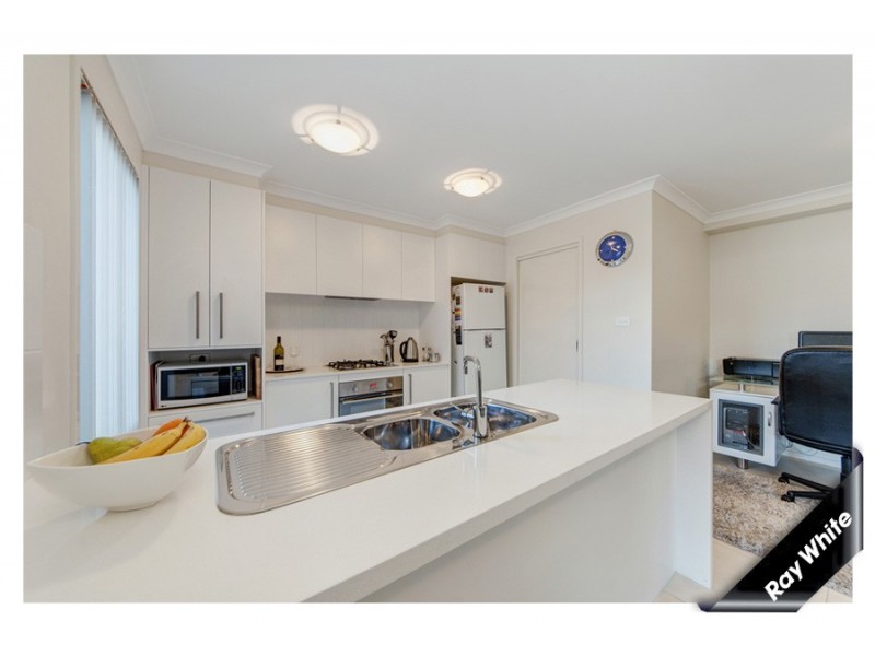 10 Alice Berry Street, Forde ACT 2914