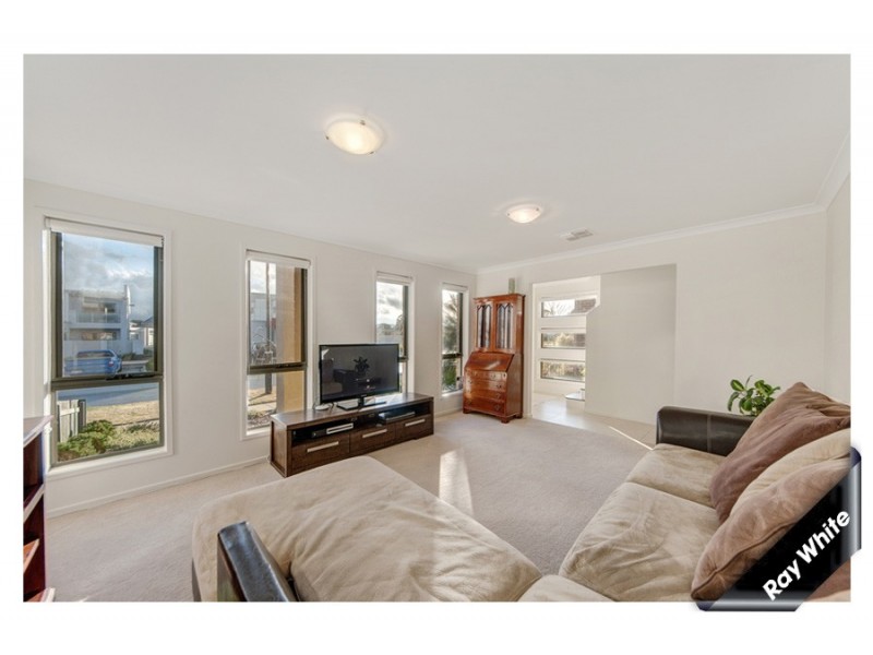 10 Alice Berry Street, Forde ACT 2914