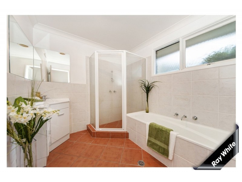 2 Nish Place, Fraser ACT 2615