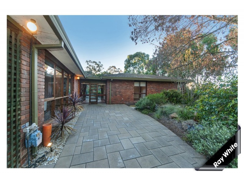 2 Nish Place, Fraser ACT 2615