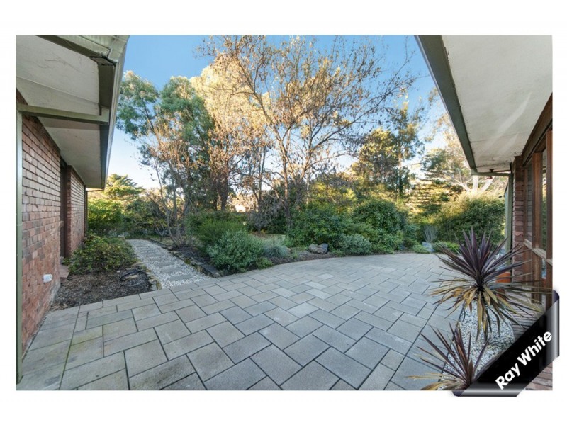 2 Nish Place, Fraser ACT 2615