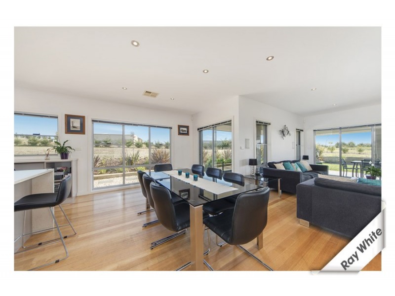 8 Murray Grey Place, Murrumbateman NSW 2582