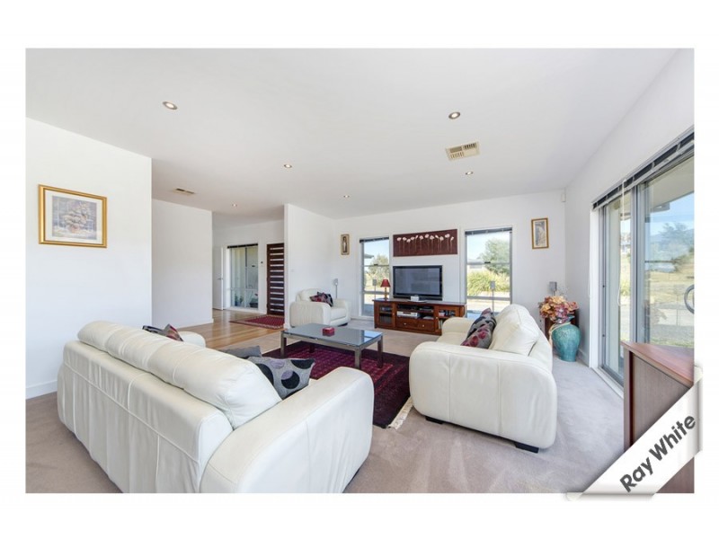 8 Murray Grey Place, Murrumbateman NSW 2582