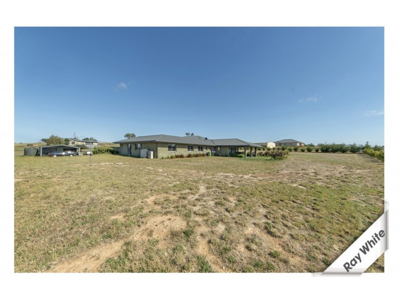 8 Murray Grey Place, Murrumbateman NSW 2582