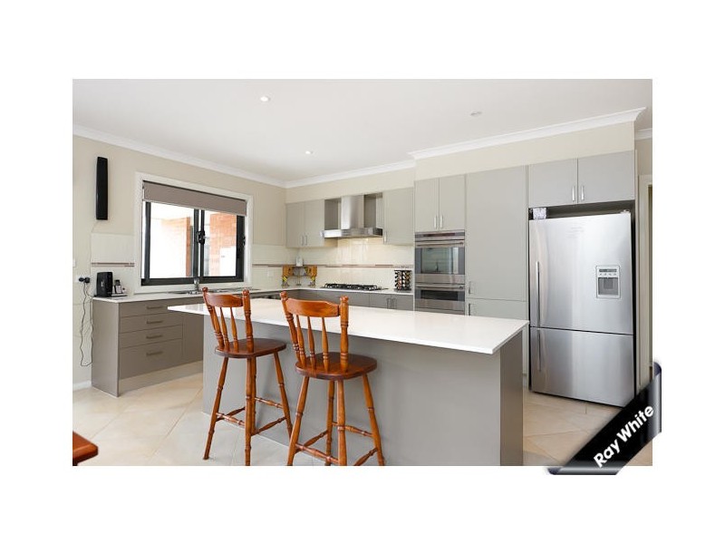 4 Basham Street, Franklin ACT 2913