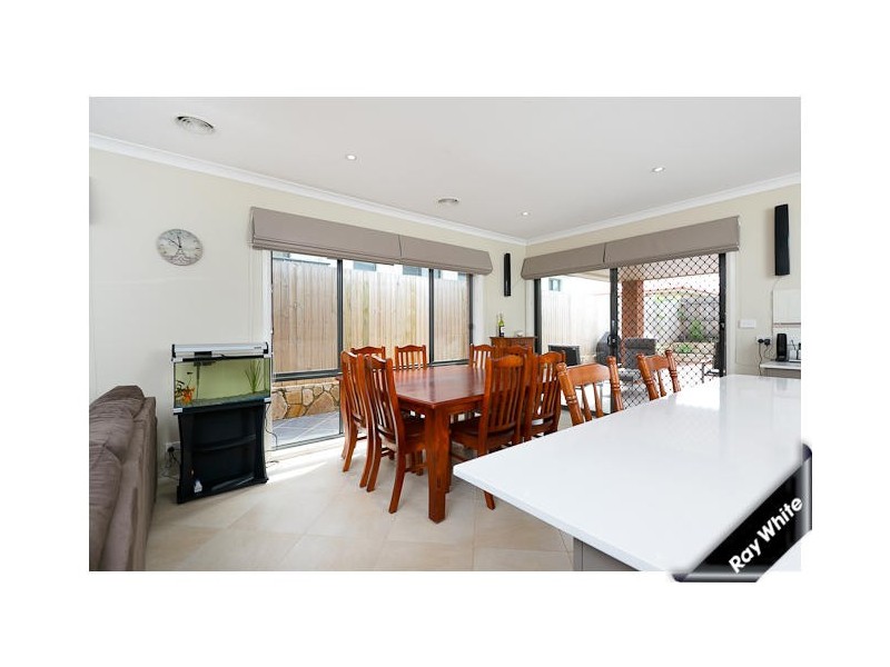 4 Basham Street, Franklin ACT 2913