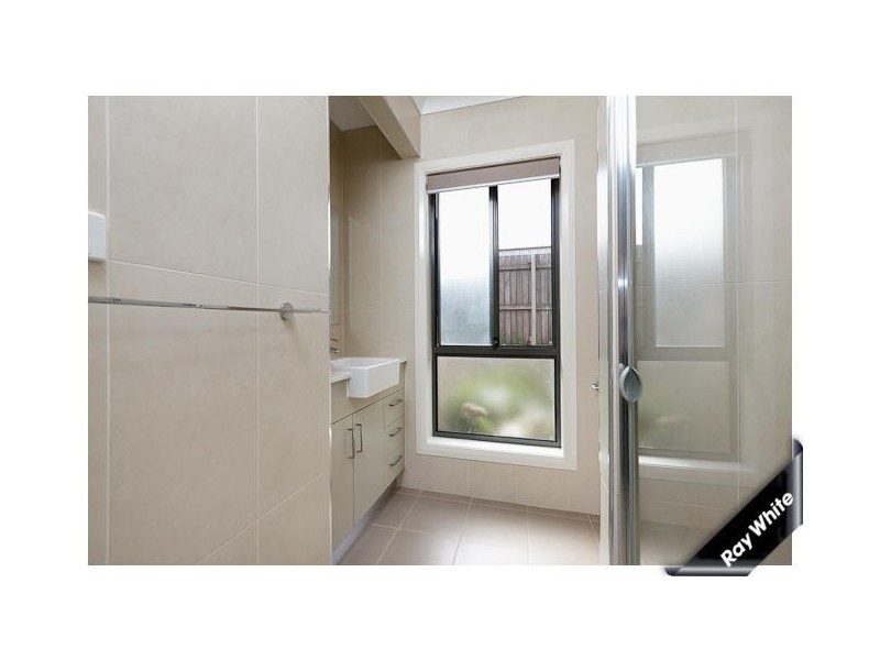 4 Basham Street, Franklin ACT 2913