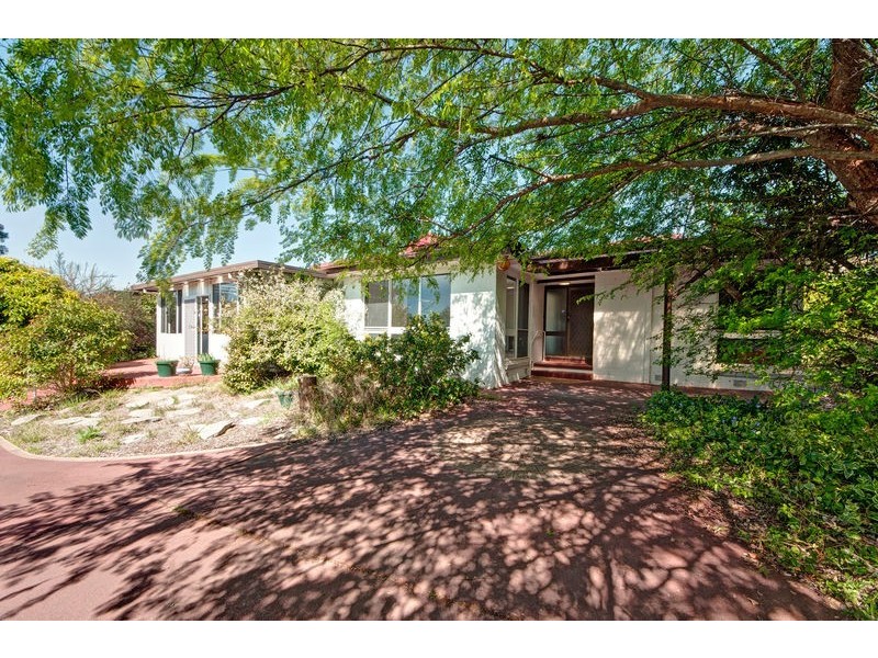 11A and 11B McKeahnie Street, Weetangera ACT 2614