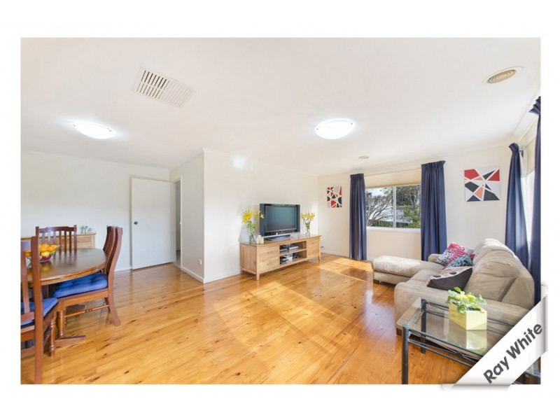 5 Phoenix Place, Giralang ACT 2617