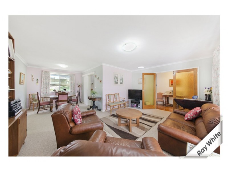 5 Searle Place, Holt ACT 2615