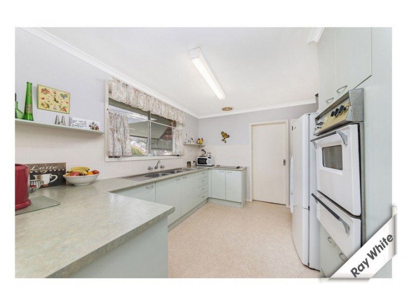 5 Searle Place, Holt ACT 2615