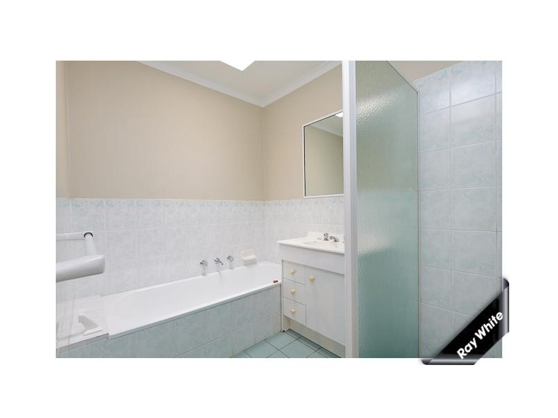 9 Gamban Square, Ngunnawal ACT 2913