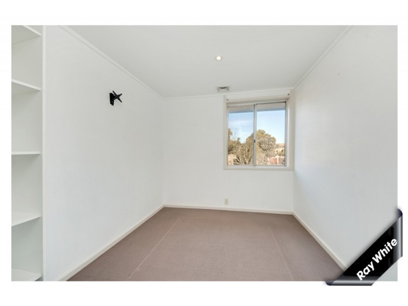 114 Osburn Drive, Macgregor ACT 2615