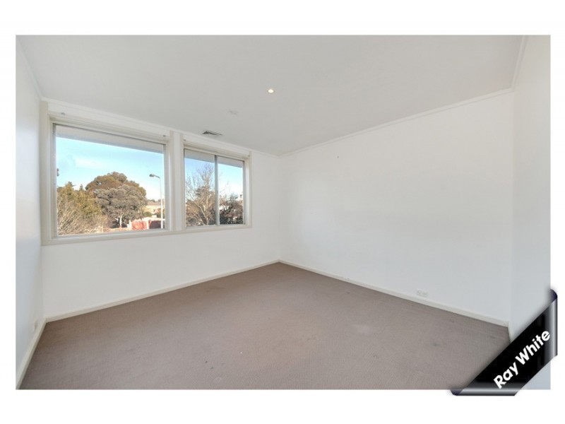 114 Osburn Drive, Macgregor ACT 2615