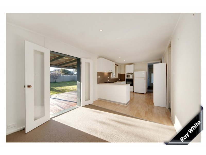 114 Osburn Drive, Macgregor ACT 2615