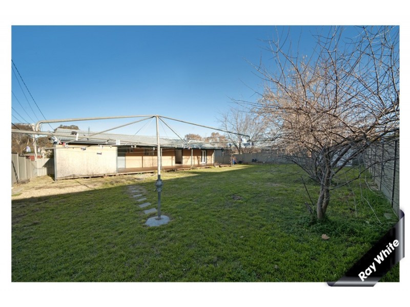114 Osburn Drive, Macgregor ACT 2615