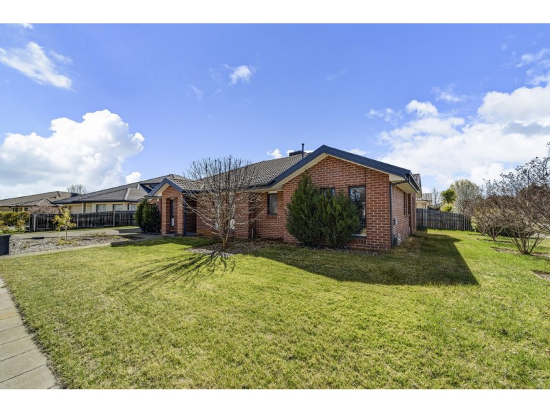 25 Wallaman Street, Harrison ACT 2914