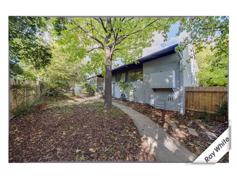 12 Geeves Court, Charnwood ACT 2615