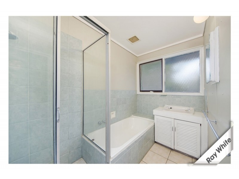 12 Geeves Court, Charnwood ACT 2615