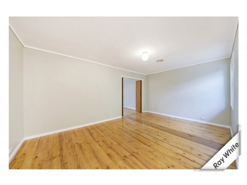 12 Geeves Court, Charnwood ACT 2615