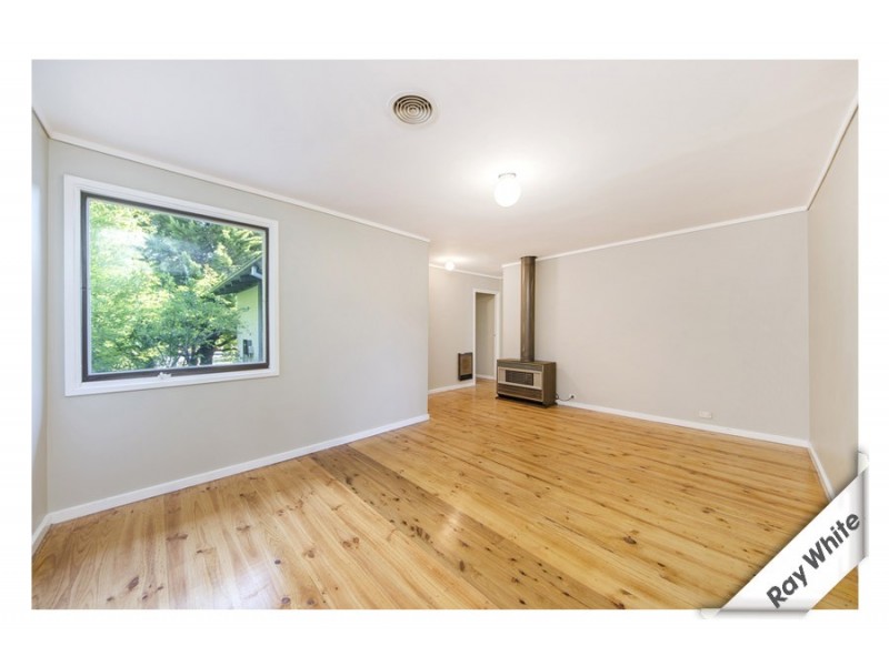 12 Geeves Court, Charnwood ACT 2615