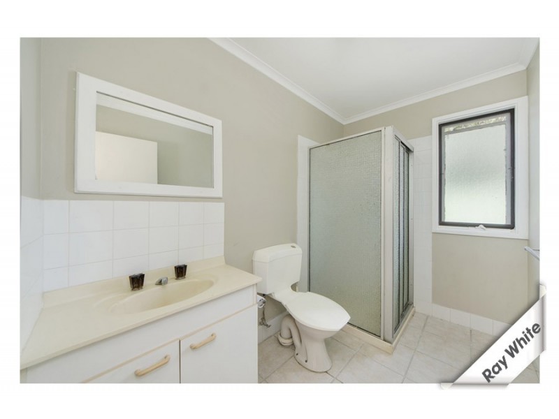 12 Geeves Court, Charnwood ACT 2615
