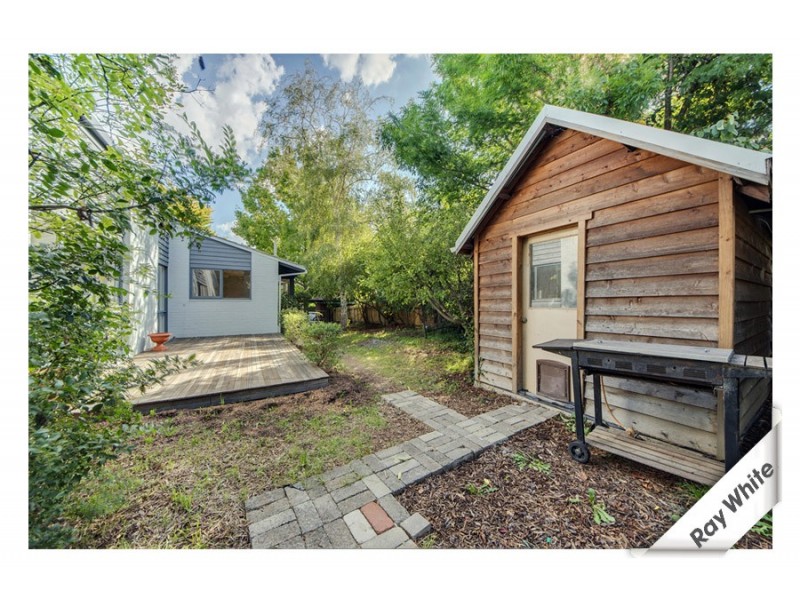 12 Geeves Court, Charnwood ACT 2615