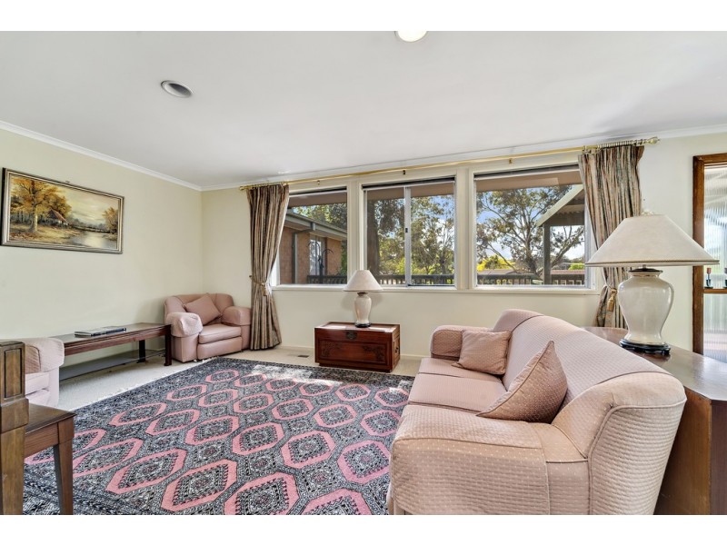 44 Horsley Crescent, Melba ACT 2615