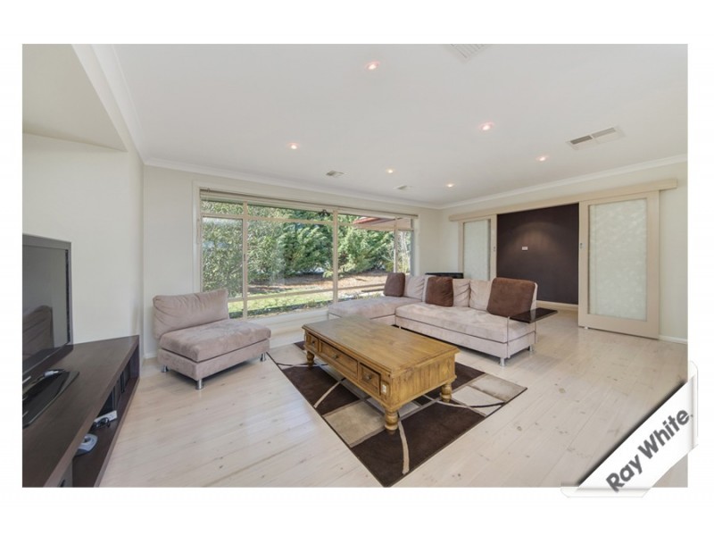 2 Kennerley Street, Curtin ACT 2605