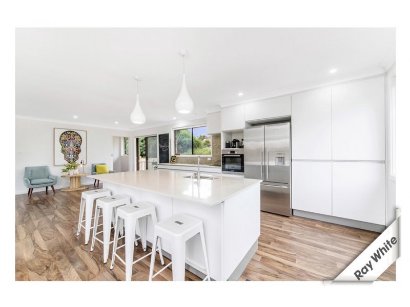 4 Horsley Crescent, Melba NSW 2615