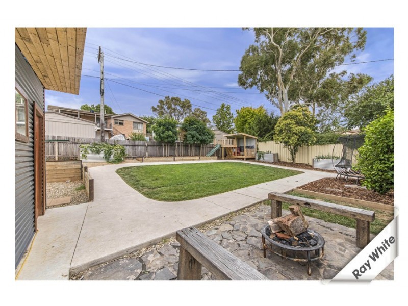 4 Horsley Crescent, Melba NSW 2615