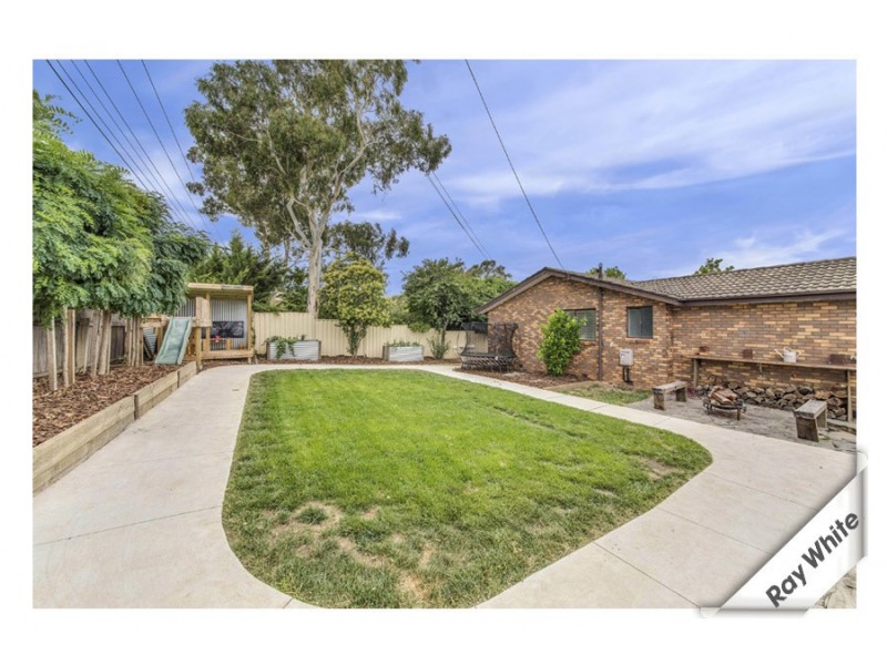 4 Horsley Crescent, Melba NSW 2615