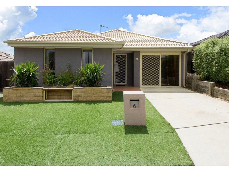 6 Clyde Finlay Street, Macgregor ACT 2615
