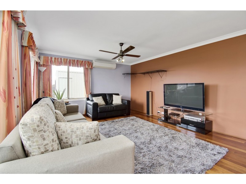 6 Clyde Finlay Street, Macgregor ACT 2615
