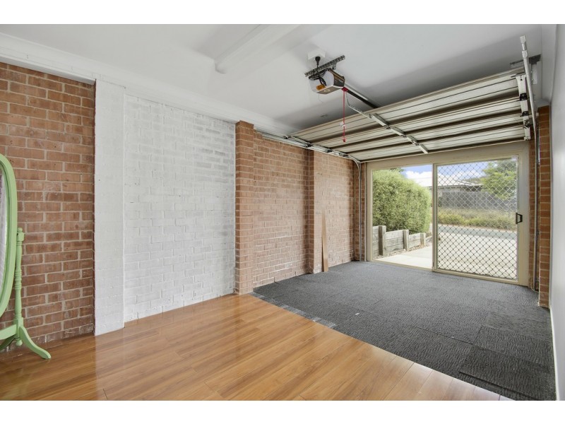 6 Clyde Finlay Street, Macgregor ACT 2615
