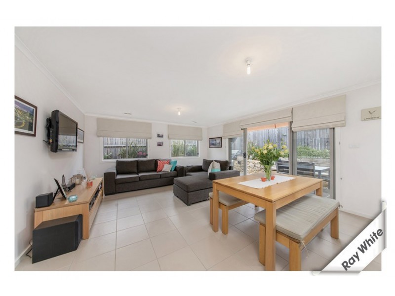 6 Dymphna Place, Franklin ACT 2913