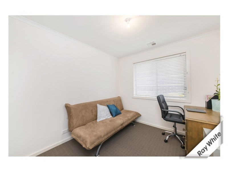 6 Dymphna Place, Franklin ACT 2913