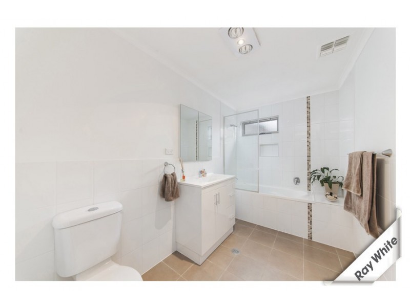 6 Dymphna Place, Franklin ACT 2913